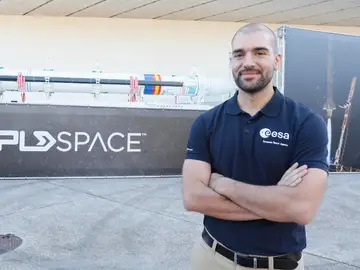 El astronauta Pablo Álvarez El astronauta Pablo Álvarez
