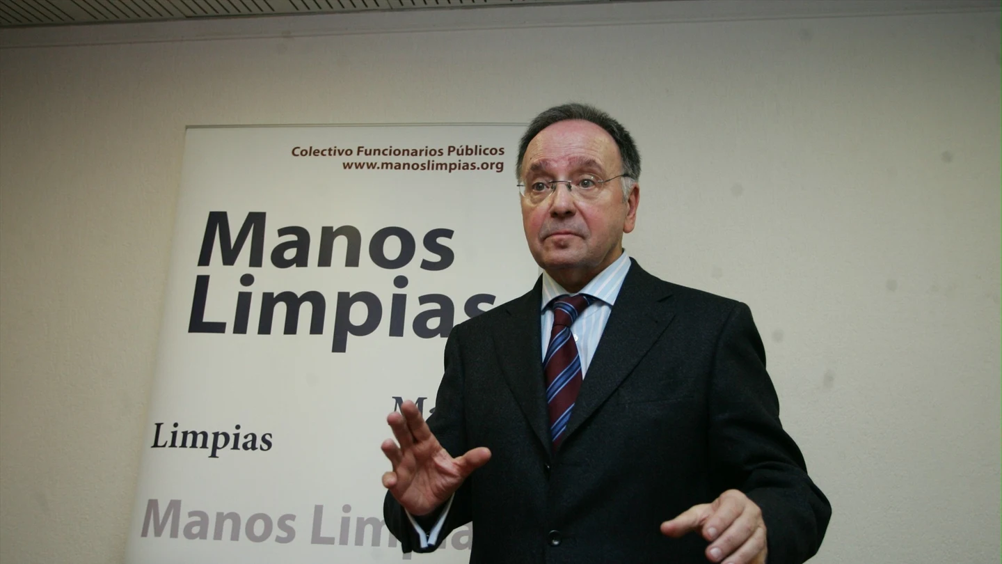 Miguel Bernad, en una foto de archivo. Miguel Bernad, en una foto de archivo.