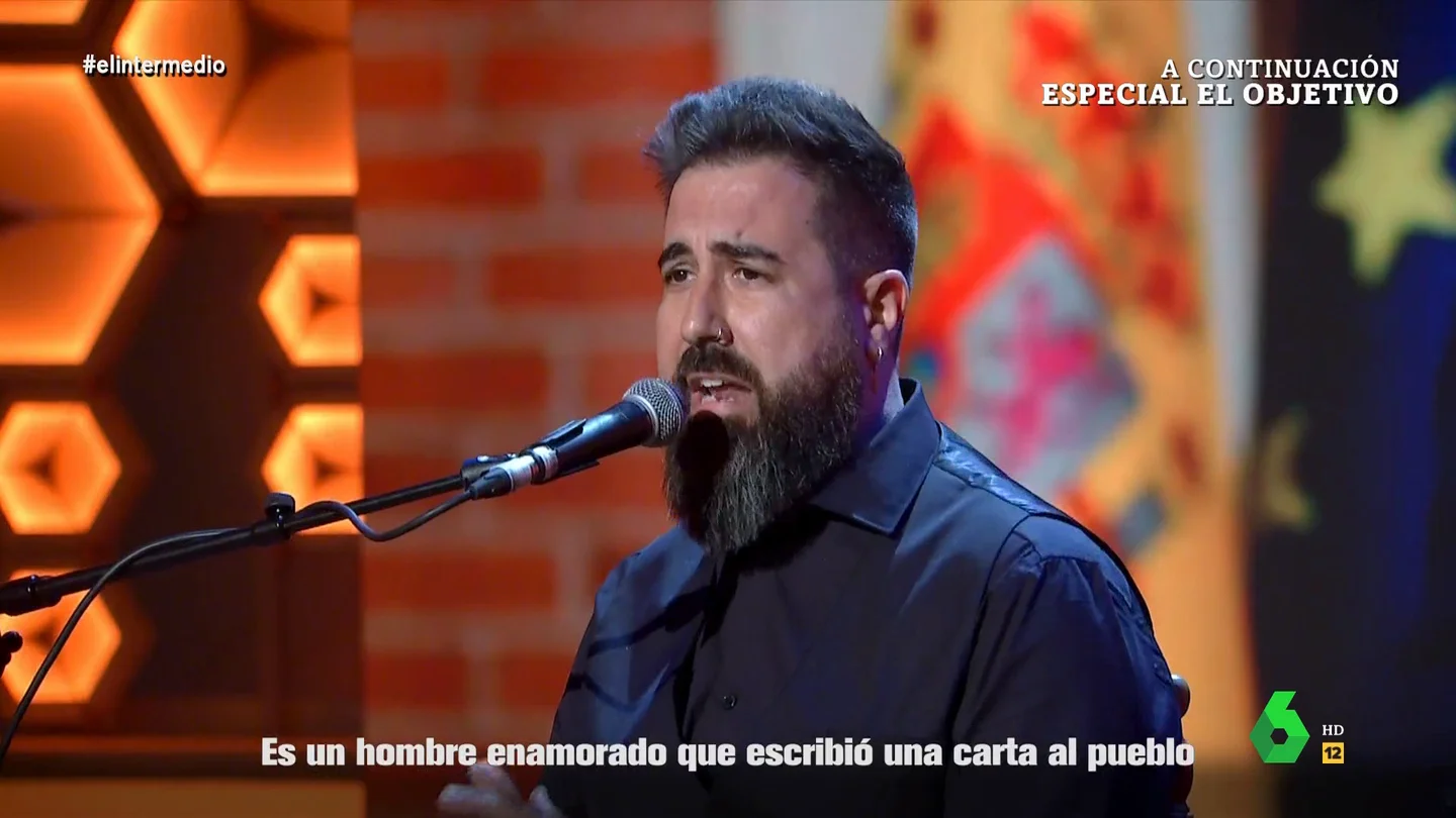 "Y no estaba muerto, no no, estaba troleando a España": así suena el musical de Pedro Sánchez de El Intermedio, 'Dog' "Y no estaba muerto, no no, estaba troleando a España": así suena el musical de Pedro Sánchez de El Intermedio, 'Dog'