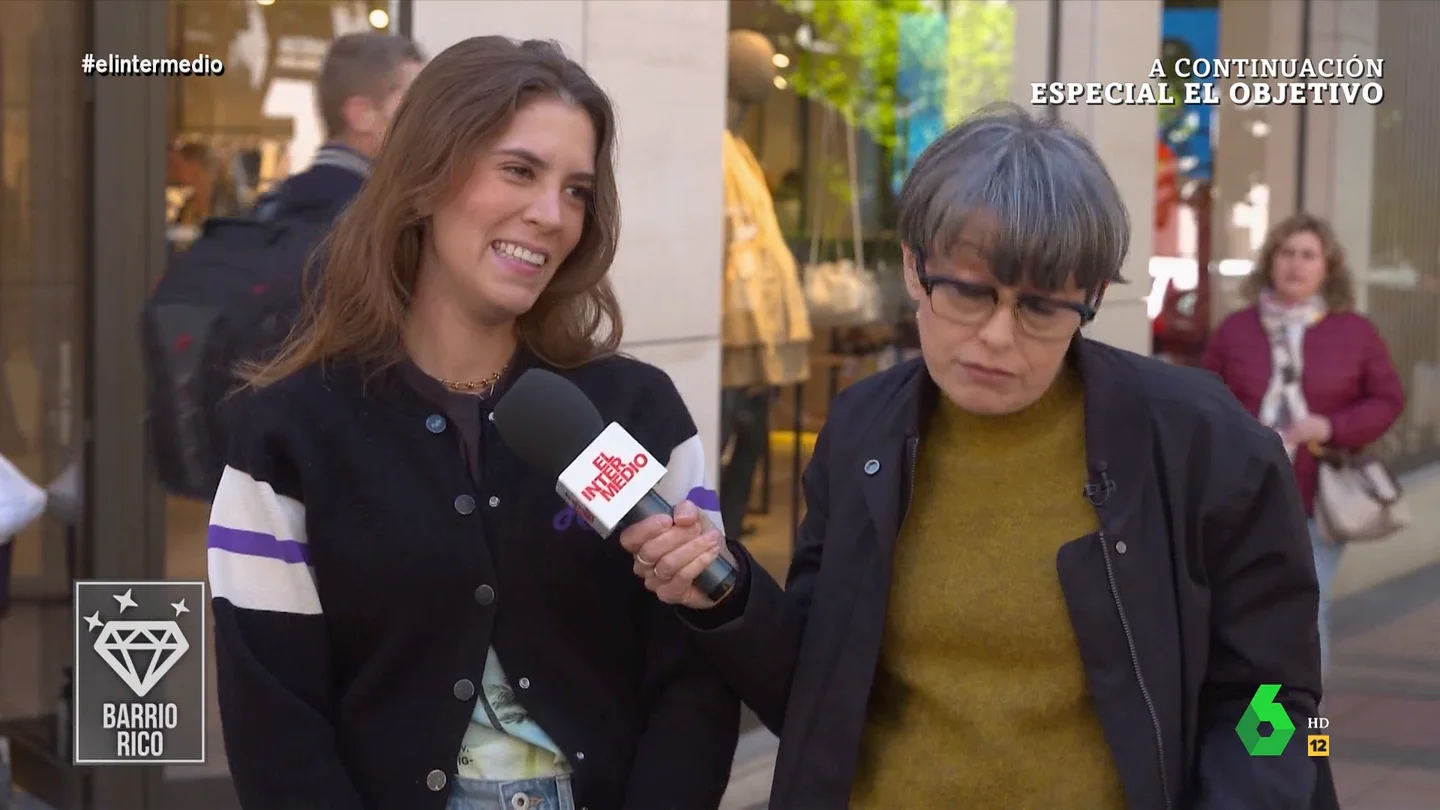 El surrealista sitio donde una chica de barrio rico guarda su ropa: "Tengo una bodega en el piso inferior" El surrealista sitio donde una chica de barrio rico guarda su ropa: "Tengo una bodega en el piso inferior"