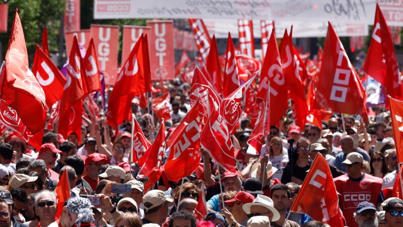 El Gobierno se une a la manifestación del 1 de mayo, que les pide que continúen con las reformas