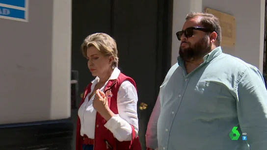 Madre y hermano de Antonio Tejado Madre y hermano de Antonio Tejado