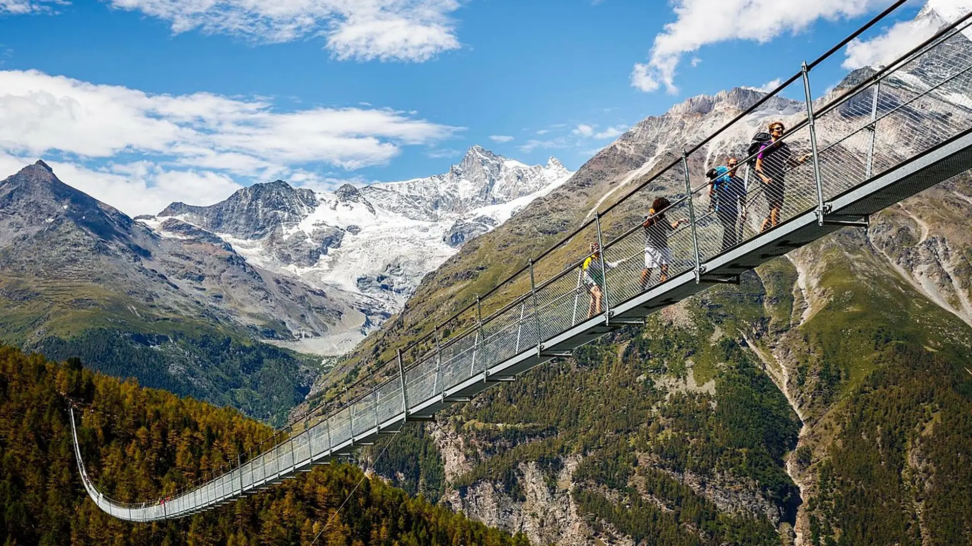 Puente colgante de Charles Kuonen, en Suiza Puente colgante de Charles Kuonen, en Suiza