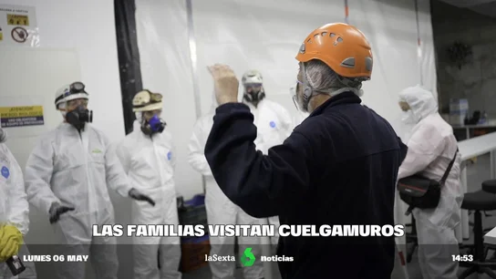 Las familias, en Cuelgamuros Las familias, en Cuelgamuros