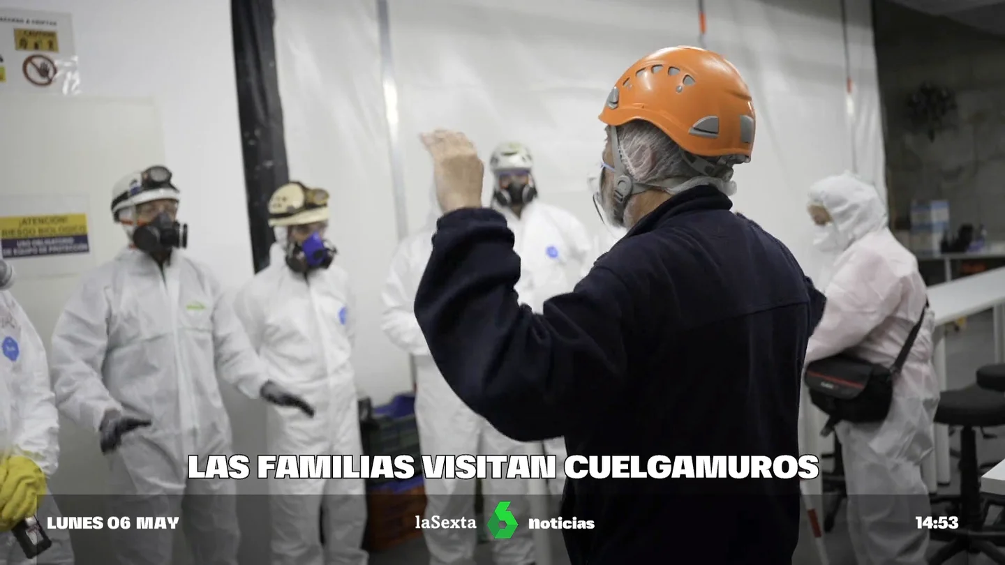 Las familias, en Cuelgamuros Las familias, en Cuelgamuros