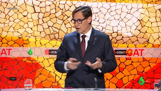 Illa se planta ante la ultraderecha: "Versión catalana, Urriols. Versión española, Vox" Illa se planta ante la ultraderecha: "Versión catalana, Urriols. Versión española, Vox"