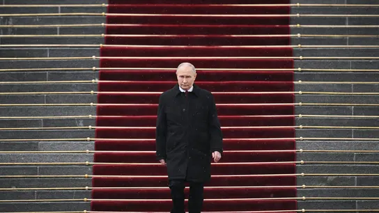 El presidente de Rusia, Vladimir Putin, renueva su presidencia. El presidente de Rusia, Vladimir Putin, renueva su presidencia.