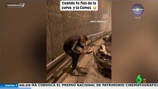 La viva imagen de la frustración: La reacción de este joven al destrozar el morro de su coche La viva imagen de la frustración: La reacción de este joven al destrozar el morro de su coche