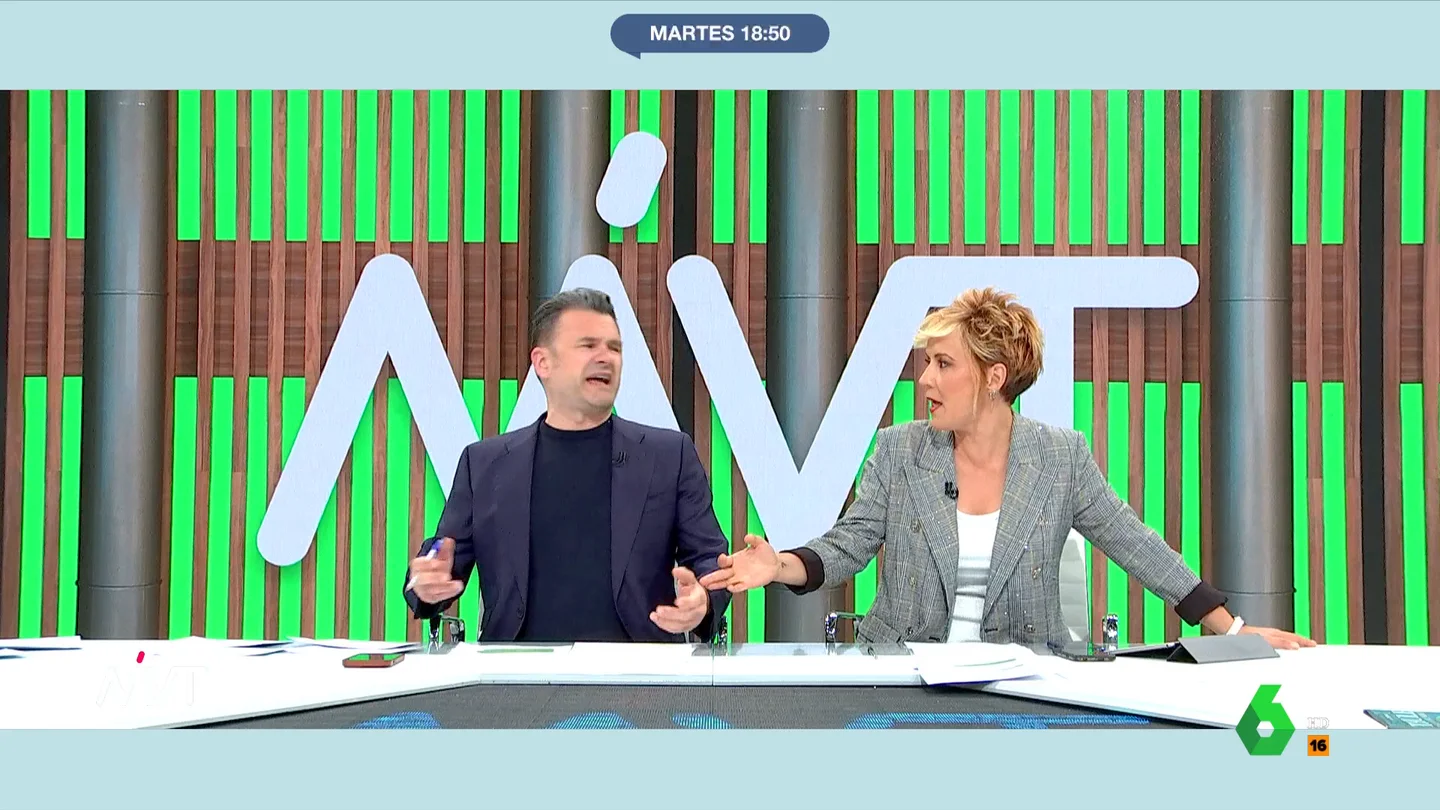 El debate de Cristina Pardo e Iñaki López por la cerveza "Lo mejor que he hecho en mi vida ha sido dejar las dos cosas", comenta en este vídeo Cristina Pardo sobre el consumo de tabaco y alcohol y asegura que "hay presión social hacia los que no beben". La respuesta de Iñaki López, en este vídeo.