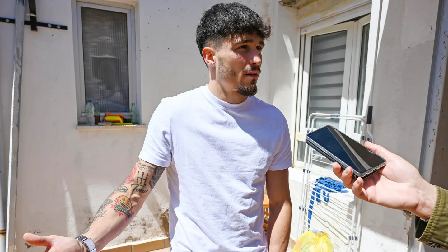 El boxeador Antonio Barrul atiende a los medios en León El boxeador Antonio Barrul atiende a los medios en León