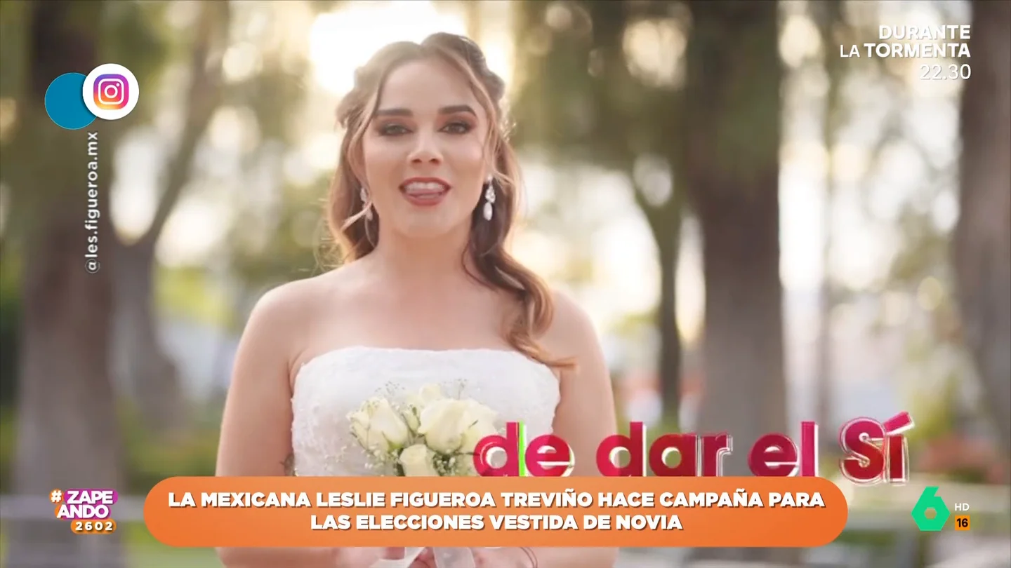 Las campañas electorales más curiosas: de vestirse de novia para pedir el voto a la llegada del 'Batimóvil' Las campañas electorales más curiosas: de vestirse de novia para pedir el voto a la llegada del 'Batimóvil'