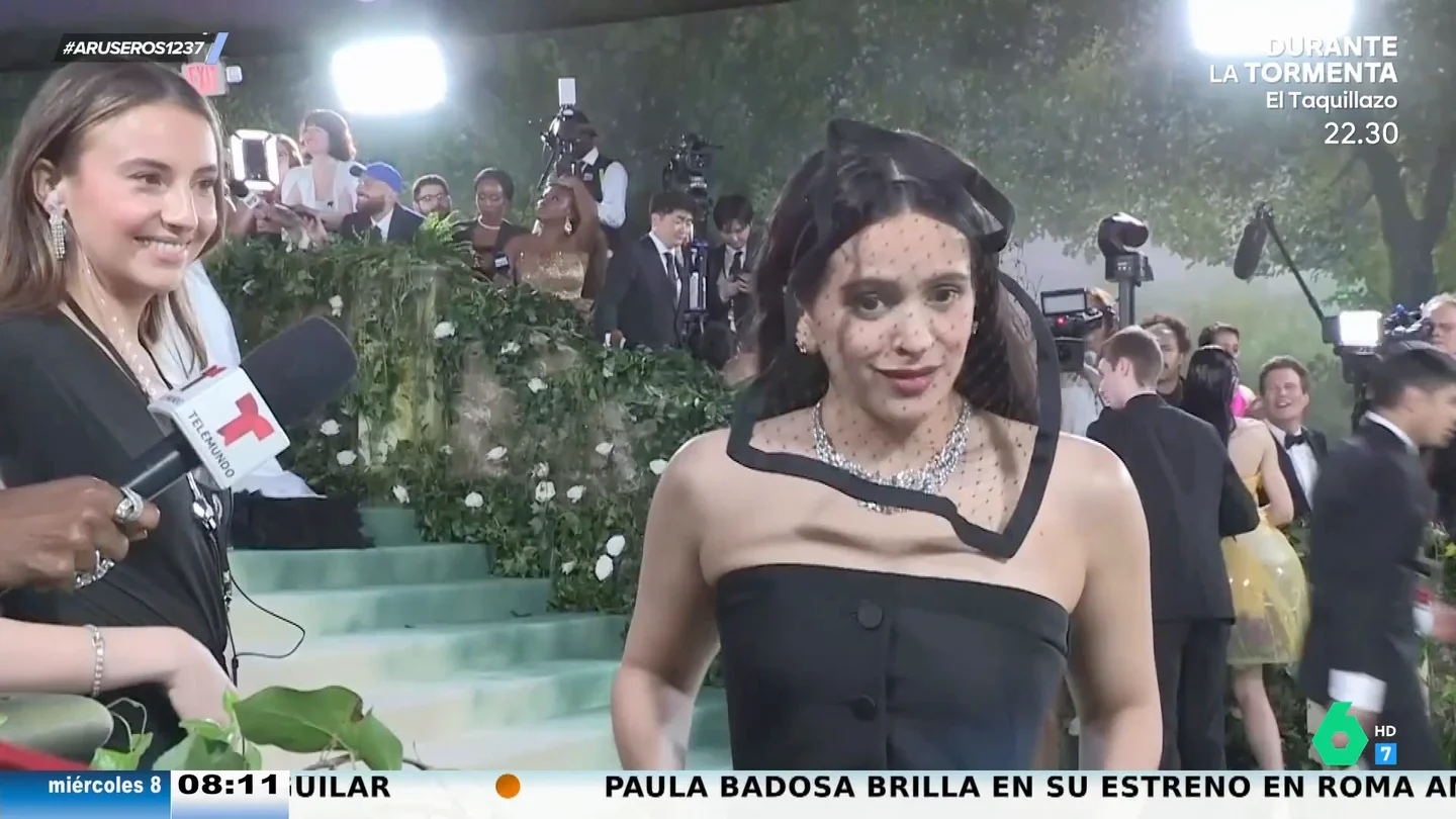 El viral de Rosalía por su acento en la Gala Met deja loco a Alfonso Arús: "No sabía que fuera puertorriqueña" El viral de Rosalía por su acento en la Gala Met deja loco a Alfonso Arús: "No sabía que fuera puertorriqueña"