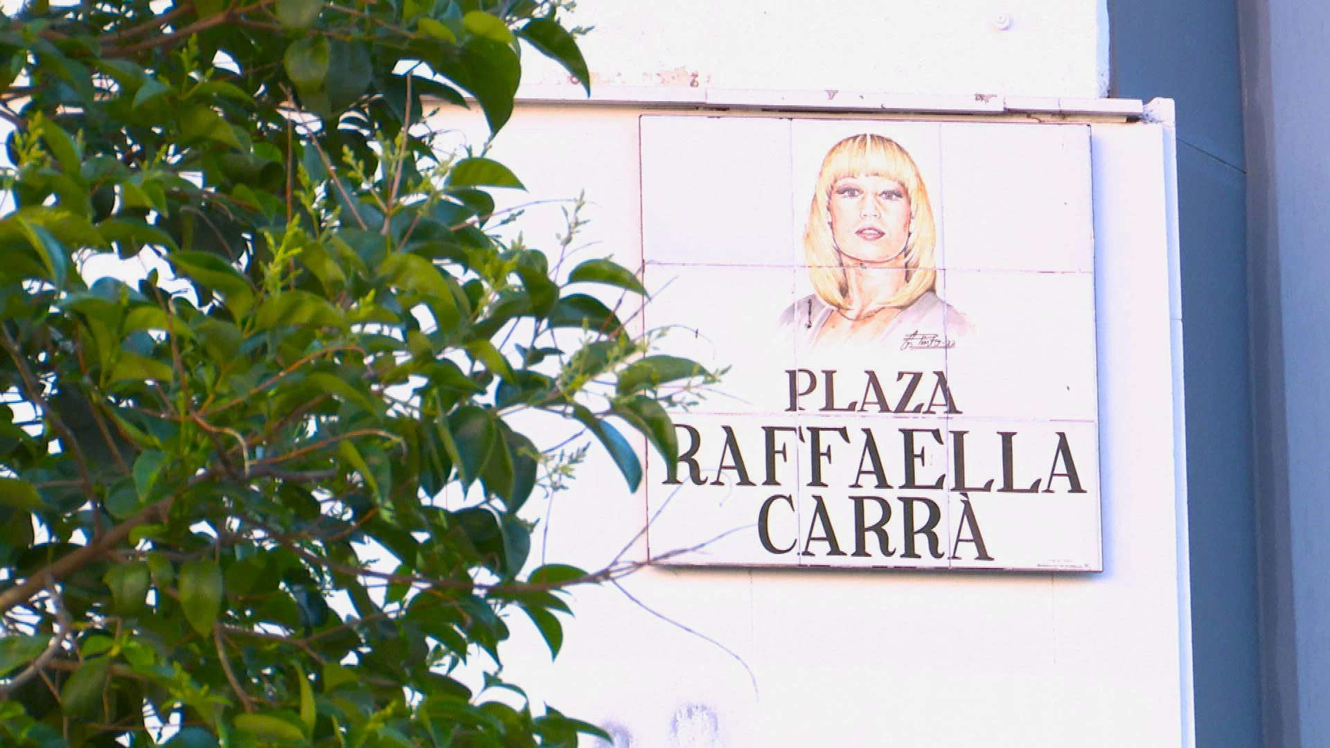 Plaza Raffaella Carrà