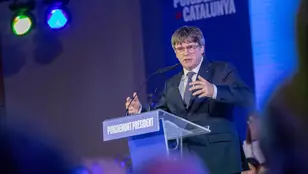 Carles Puigdemont durante un mitin en la campaña electoral para las elecciones catalanas