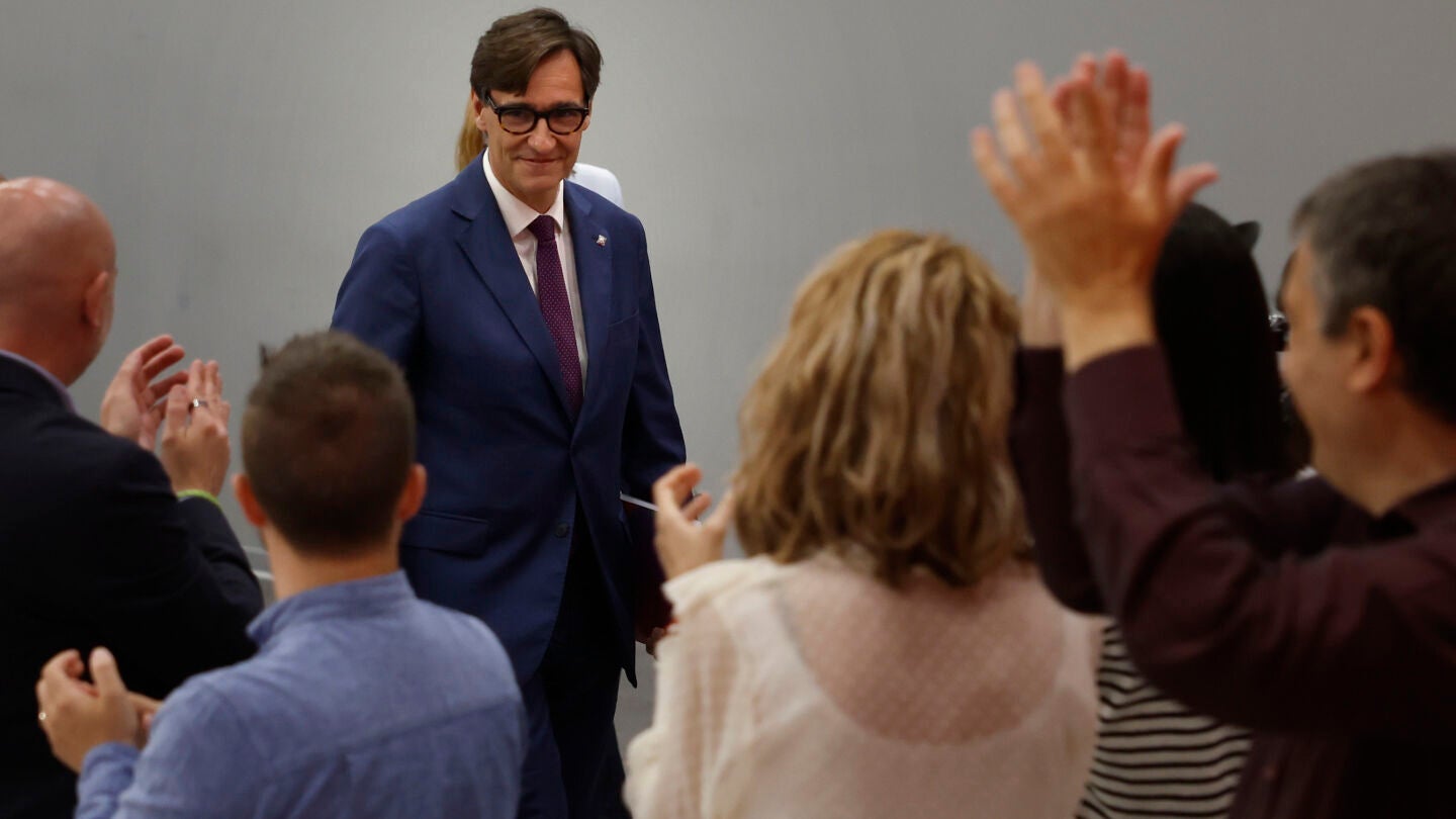 Salvador Illa, aplaudido durante la ejecutiva del PSC tras las elecciones del 12M