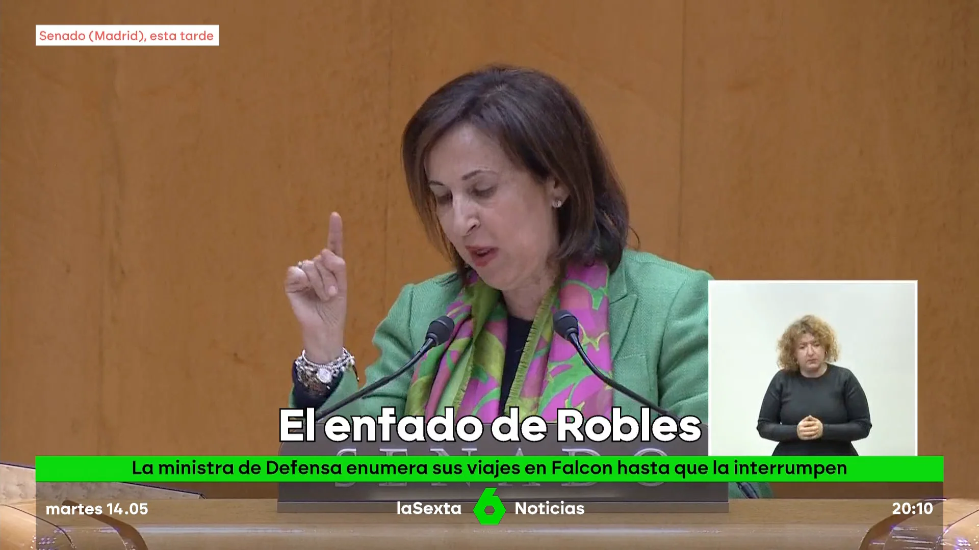 Enfado Margarita Robles por el uso del Falcon