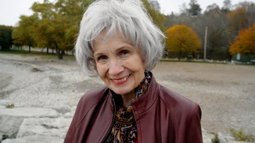 Muere Alice Munro, autora canadiense ganadora del Premio Nobel de Literatura