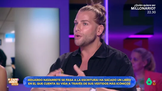 'Cabaret y vestidos de escándalo': Eduardo Navarrete presenta su nuevo libro en Zapeando 'Cabaret y vestidos de escándalo': Eduardo Navarrete presenta su nuevo libro en Zapeando