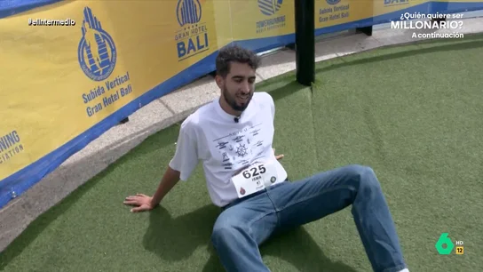 Isma Juárez, tras completar la subida al Hotel Bali de Benidorm: "¿Alguien tiene un cubo para vomitar?" Isma Juárez, tras completar la subida al Hotel Bali de Benidorm: "¿Alguien tiene un cubo para vomitar?"