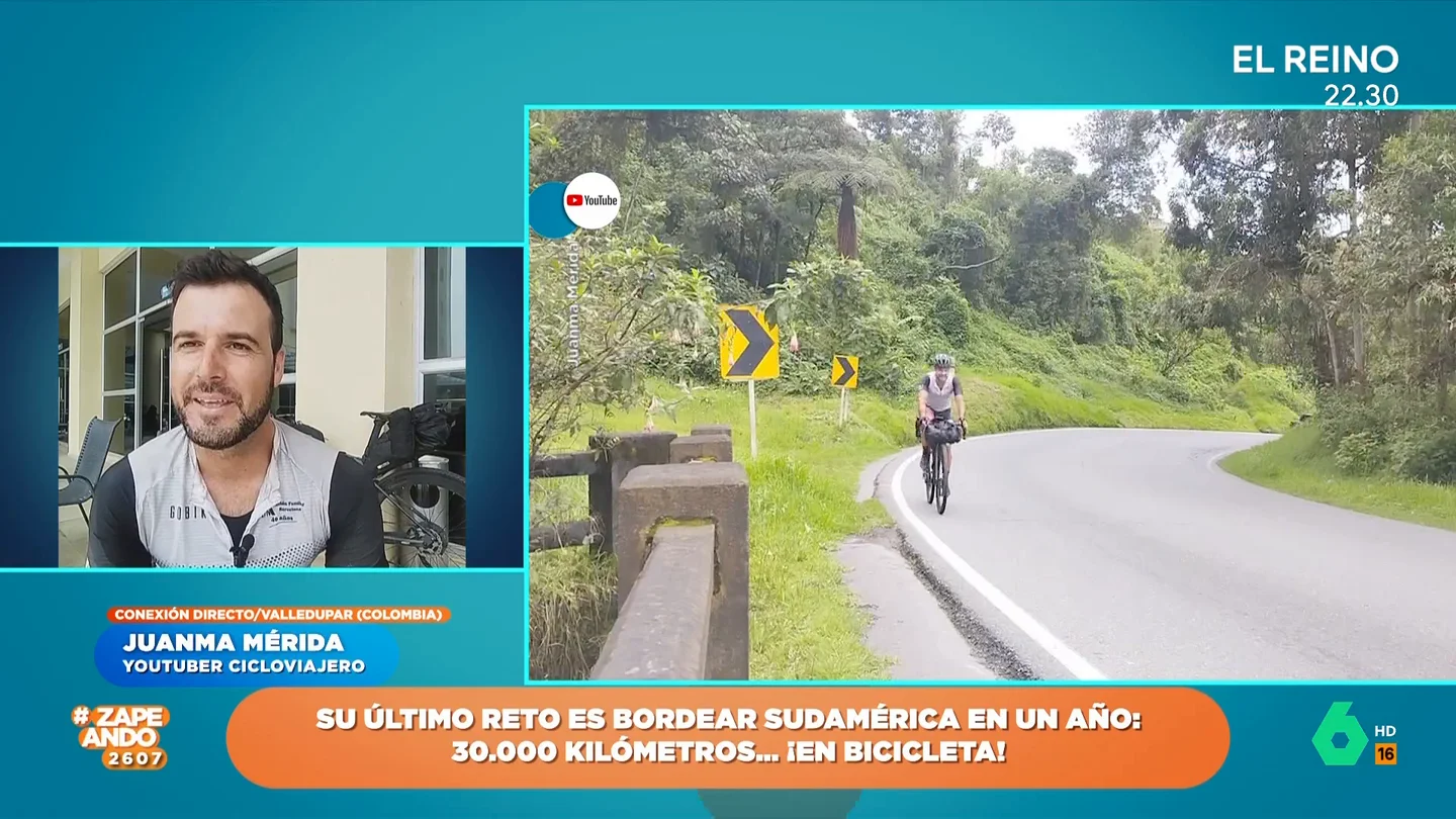 El susto del youtuber Juanma Mérida tras toparse con algo inesperado en la carretera: "Casi me caigo de la bicicleta" El susto del youtuber Juanma Mérida tras toparse con algo inesperado en la carretera: "Casi me caigo de la bicicleta"
