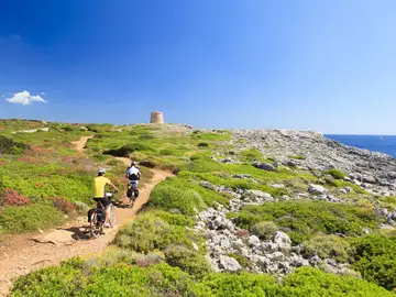 Ruta de cicloturismo en Menorca Ruta de cicloturismo en Menorca