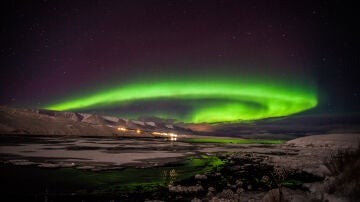 Aurora boreal en Akureyri, Islandia
