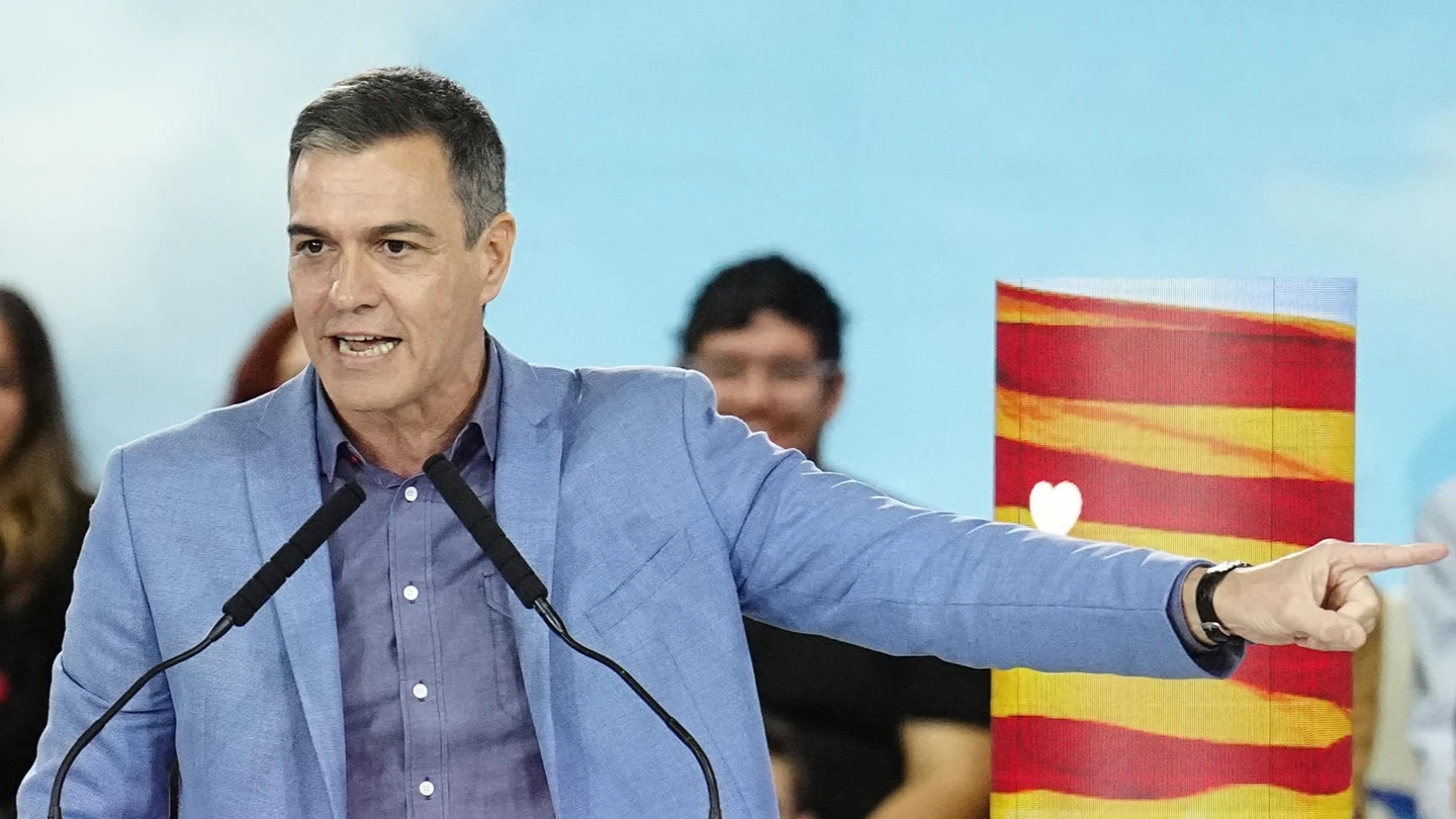 El presidente del Gobierno, Pedro Sánchez, durante un nuevo acto político en Barcelona, este sábado en el Palau de Congressos de Catalunya, en Barcelona. El presidente del Gobierno, Pedro Sánchez, durante un nuevo acto político en Barcelona, este sábado en el Palau de Congressos de Catalunya, en Barcelona.