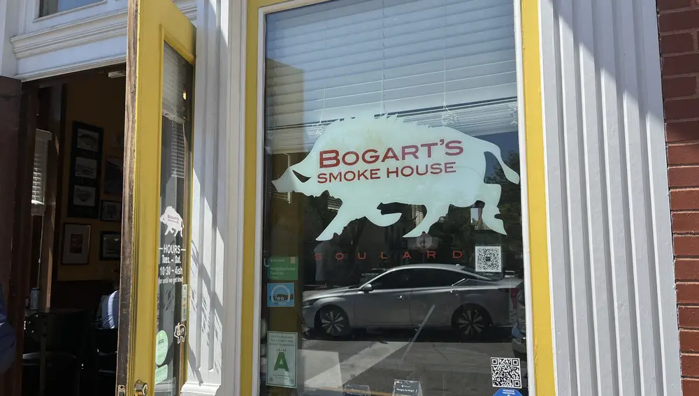 Restaurante de barbacoa Bogart's Smoke House en San Luis