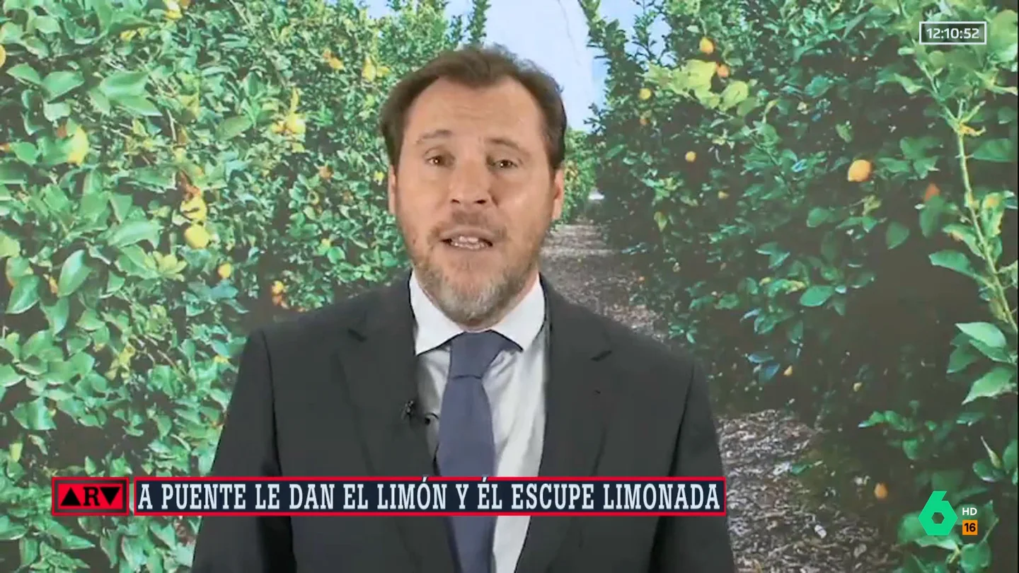 Óscar Puente reivindica el "premio macedonia" para Ayuso: "Todo el mundo sabe que es una 'locura de frutas' y yo tengo una clara candidata" Óscar Puente reivindica el "premio macedonia" para Ayuso: "Todo el mundo sabe que es una 'locura de frutas' y yo tengo una clara candidata"