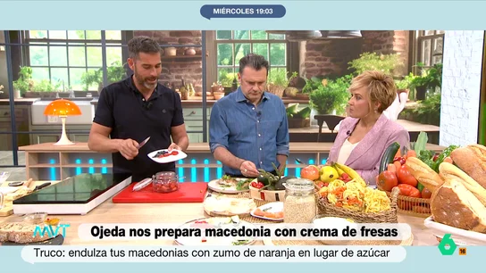 No, tomar la fruta antes de comer no engorda menos: Pablo Ojeda asegura que es "de los mitos más tontucos" "Nos preocupamos de si la fruta engorda antes o después, pero de la palmera de chocolate que te aprietas en la merienda, da igual", comenta Pablo Ojeda en este vídeo de Más Vale Tarde, donde explica cuántas piezas de fruta se pueden comer al día.