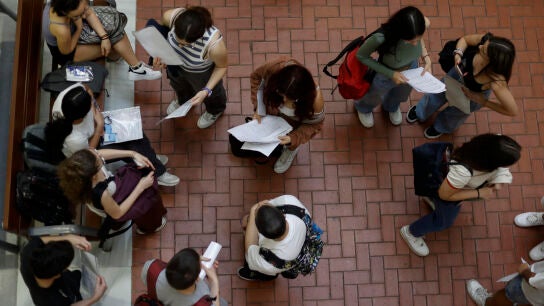 Estudiantes en selectividad
