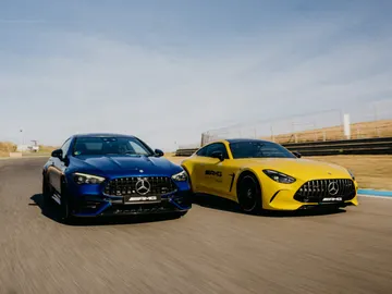 AMG EXPERIENCE ON TRACK AMG EXPERIENCE ON TRACK