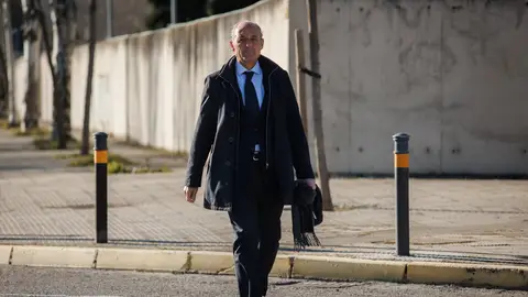 El expresidente de la Comunidad Valenciana, Francisco Camps, a su llegada a la Audiencia Nacional. El expresidente de la Comunidad Valenciana, Francisco Camps, a su llegada a la Audiencia Nacional.