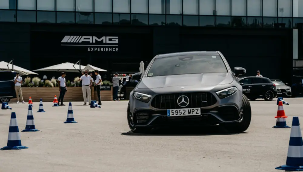 AMG EXPERIENCE ON TRACK