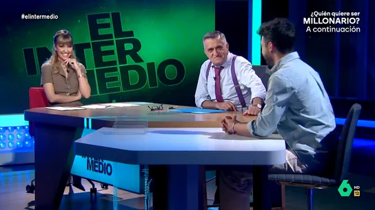 El ataque de risa de Sandra Sabatés cuando Isma Juárez se hace un lío al presentar 'Un país en la riñonera' El ataque de risa de Sandra Sabatés cuando Isma Juárez se hace un lío al presentar 'Un país en la riñonera'