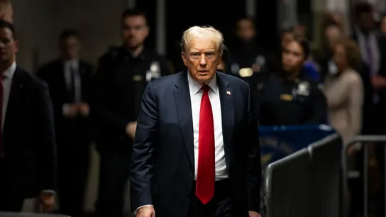 El expresidente de Estados Unidos Donald Trump, a su llegada al juicio en la Corte Suprema del Estado de Nueva York El expresidente de Estados Unidos Donald Trump, a su llegada al juicio en la Corte Suprema del Estado de Nueva York
