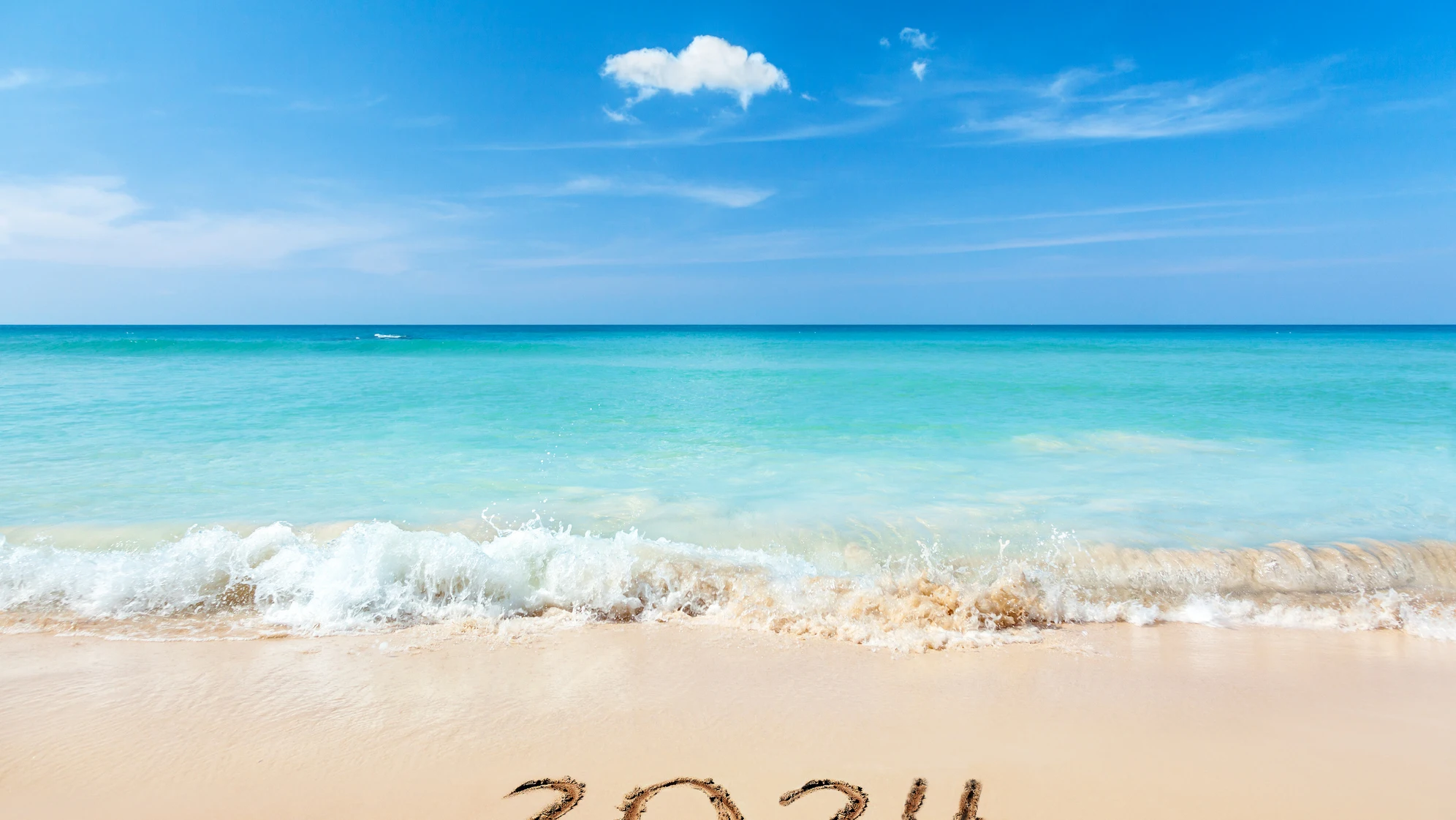 Imagen de una playa con el año 2024 Imagen de una playa con el año 2024