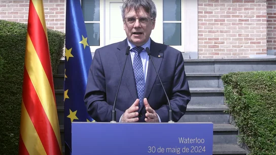 El expresident de la Generalitat Carles Puigdemont comparece desde Waterloo El expresident de la Generalitat Carles Puigdemont comparece desde Waterloo