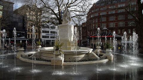 Fuente central de Leicester Square, Londres