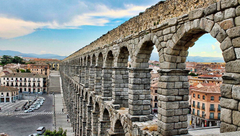 La curiosa leyenda que esconde el Acueducto de Segovia