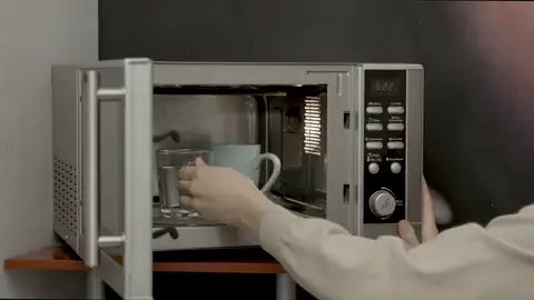 Pueden perder propiedades los alimentos al calentarlos en el microondas Pueden perder propiedades los alimentos al calentarlos en el microondas