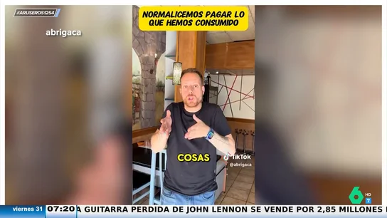 Un dueño de un bar, a los que se quejan porque se les cobra el hielo: "Si quisiera regalarte cosas, te invitaría a comer" Un dueño de un bar, a los que se quejan porque se les cobra el hielo: "Si quisiera regalarte cosas, te invitaría a comer"