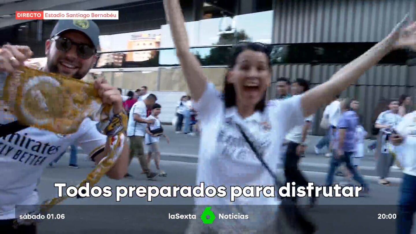 Aficionados del Real Madrid en el Bernabéu