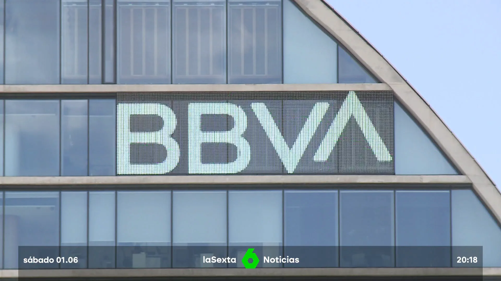 La Fiscalía pide al juez García Castellón juzgar al BBVA y a su expresidente por Villarejo