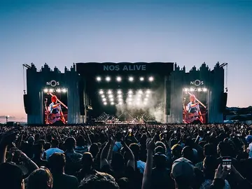 Escenario de NOS ALIVE (ediciones previas) Escenario de NOS ALIVE (ediciones previas)