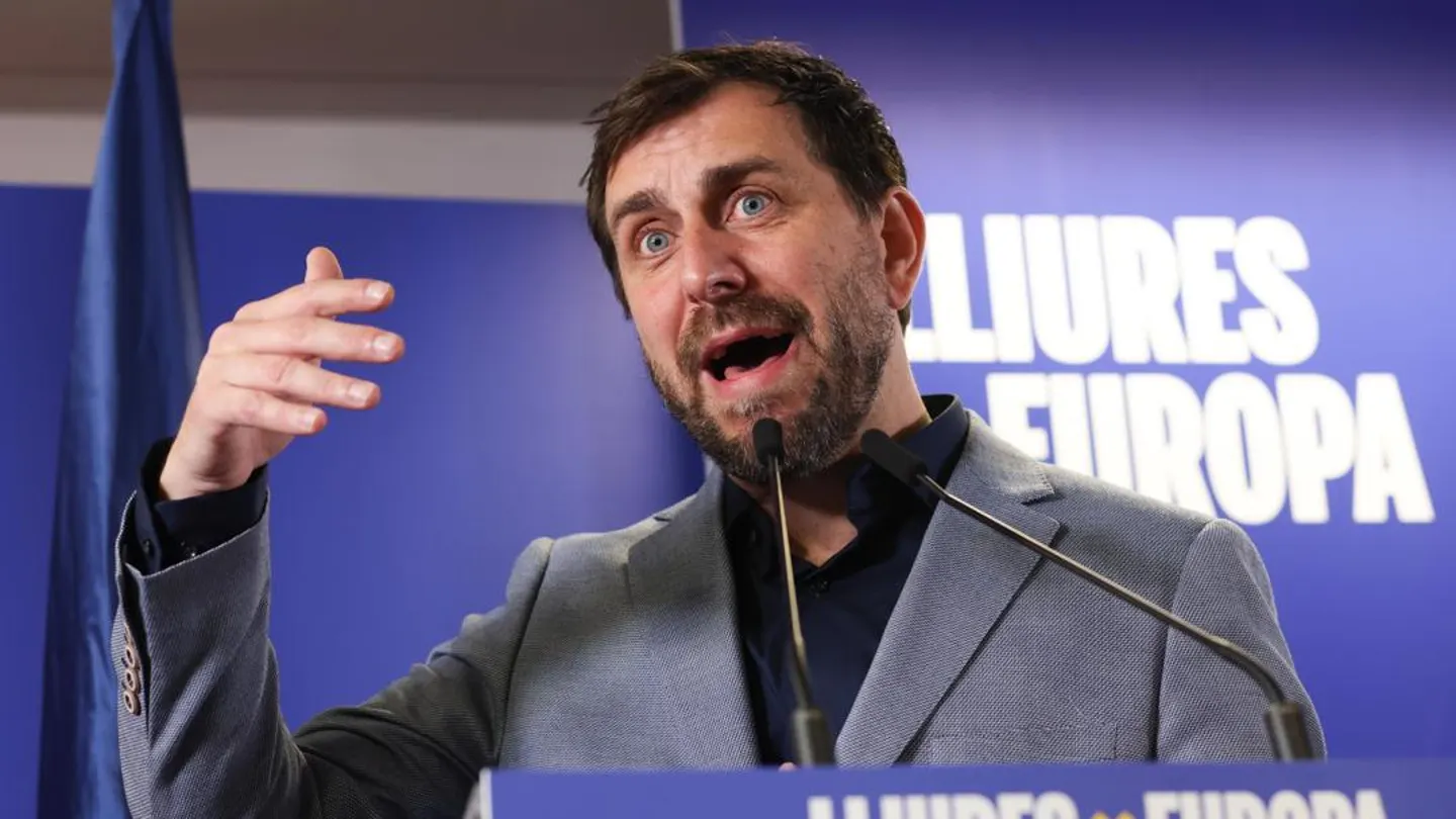 Toni Comín, el escudero de Puigdemont que aspira a con ese legado en la Eurocámara Toni Comín, el escudero de Puigdemont que aspira a con ese legado en la Eurocámara