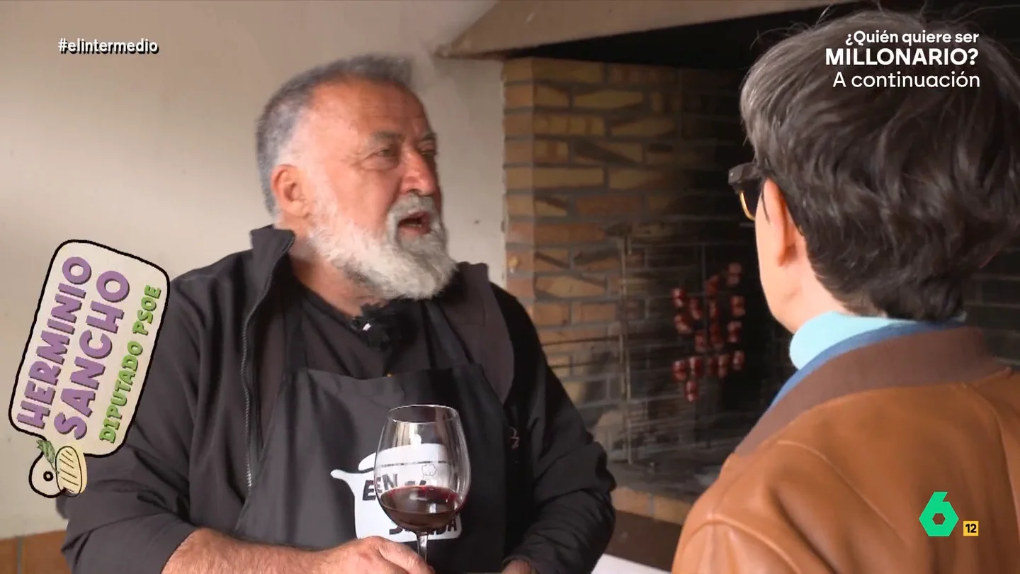 Así vivió Herminio Sancho su 'desliz' al votar 'sí' en la investidura de Feijóo: "Fue lo más duro que me ha pasado" Así vivió Herminio Sancho su 'desliz' al votar 'sí' en la investidura de Feijóo: "Fue lo más duro que me ha pasado"