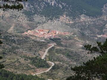 Vista del municipio de Camarena de la Sierra, en Teruel