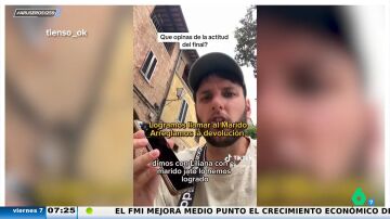 Dos argentinos quieren devolver un móvil que se han encontrado en Italia y casi acaban detenidos