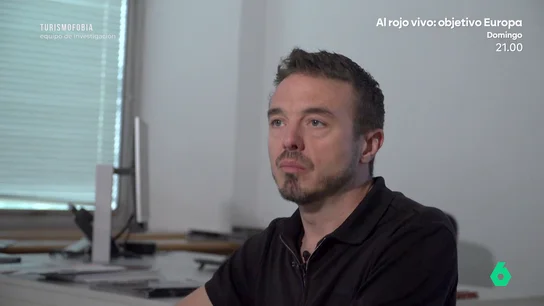 Los británicos, preocupados por las protestas antituristas en Canarias: "Algunos han llamado a los hoteles con nervios" Los británicos, preocupados por las protestas antituristas en Canarias: "Algunos han llamado a los hoteles con nervios"